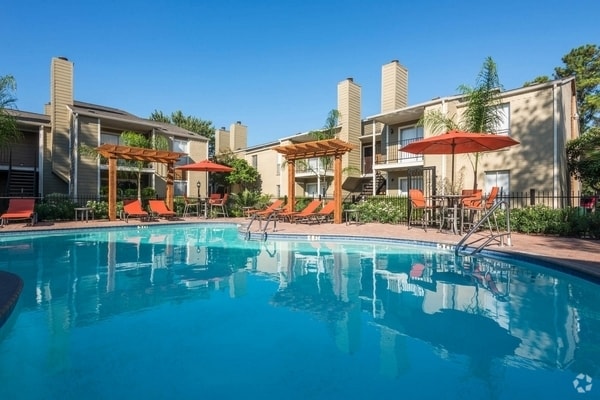 Building Photo - Park at Willowbrook Rental