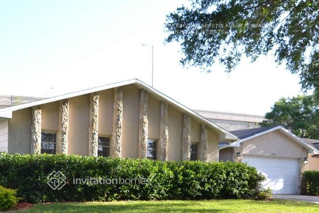 Building Photo - 8643 Tarragon Dr