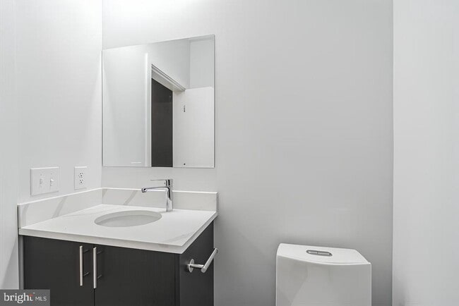 Photo - 2417 N 7th St Unit 1