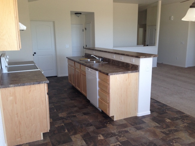 Photo - 805 Lakebrook Ct