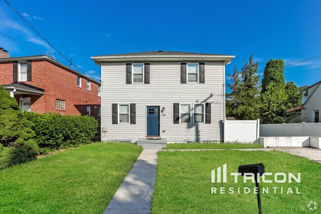 Building Photo - 1116 Gregory Ave Rental