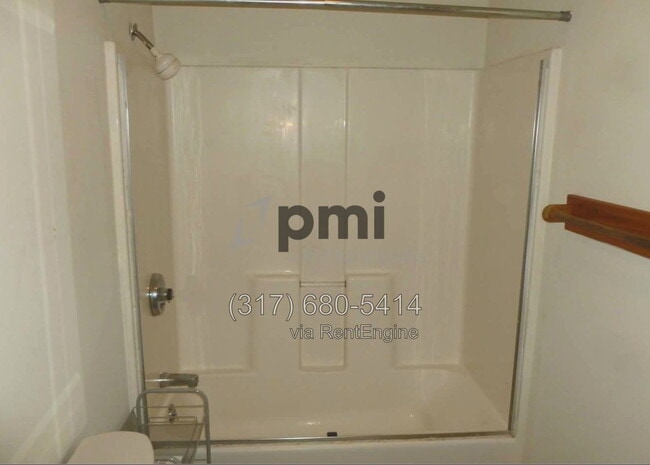 Photo - 315 E 11th St