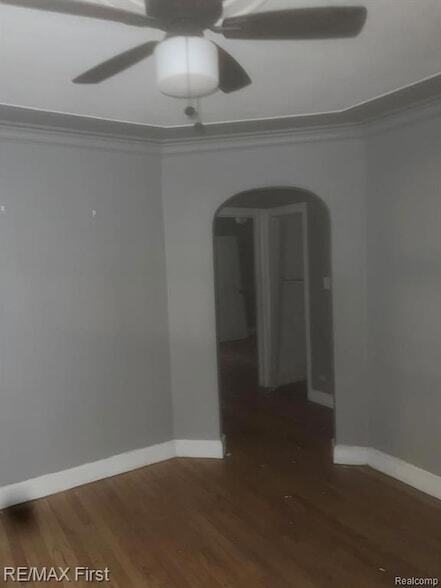 Photo - 14338 Lauder St