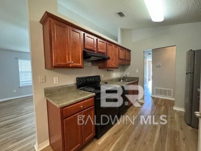 Photo - 9839 Hollowbrook Ave