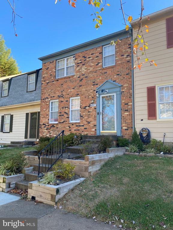 Photo - 8207 Stationhouse Ct