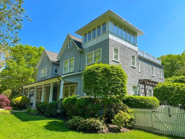 Photo - 118 Water Mill Towd Rd