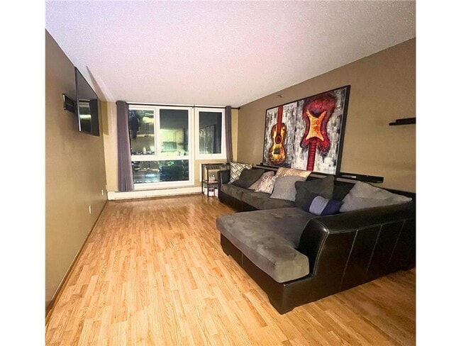 Photo - 433 S 7th St Unit 1912