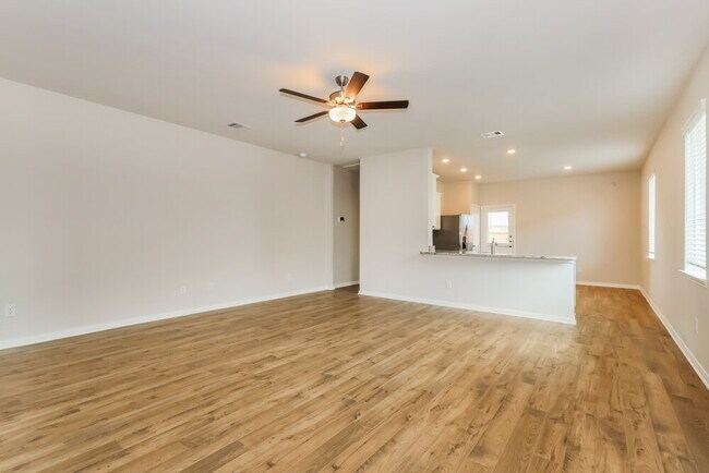 Photo - 15642 Plum Brk Dr