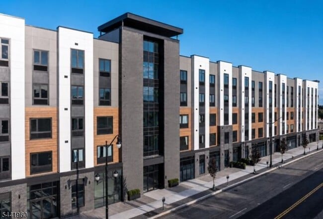 Building Photo - 100 Washington Ave Unit 212
