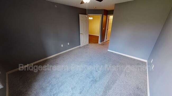 Photo - 3049 Westminster Dr