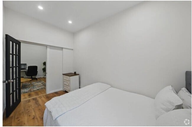 Building Photo - 3809 John F. Kennedy Blvd Unit 1st Fl. Rental