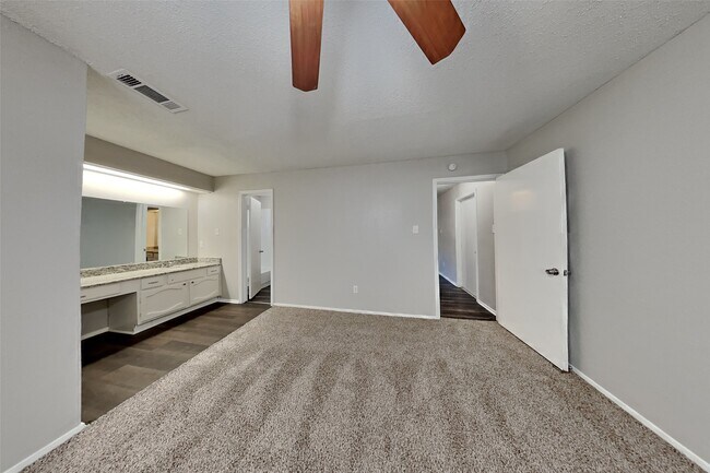 Photo - 10018 Rippling Fields Dr