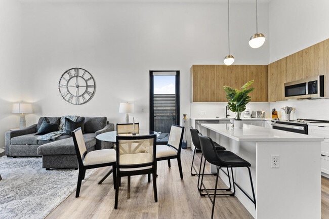 Photo - 282 Bremen St Apartment Unit ID1240295P