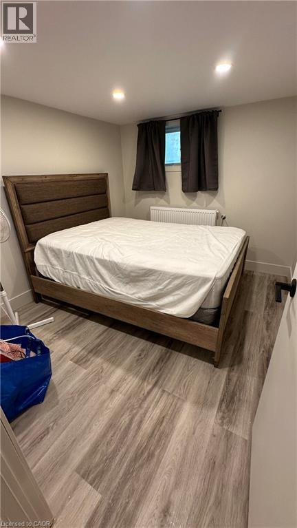 Photo - 155 Wentworth St S