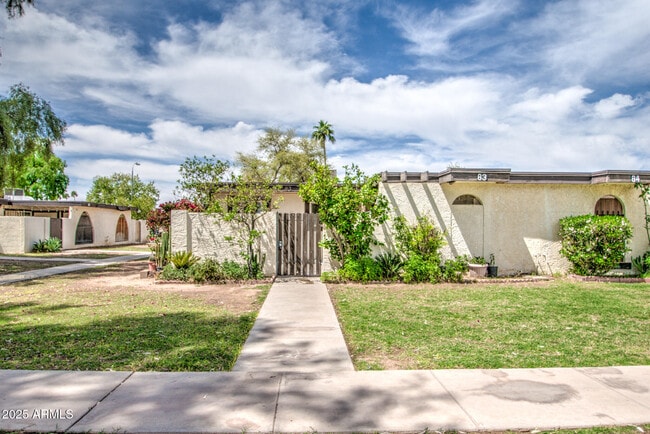 Photo - 720 S Dobson Rd Townhome