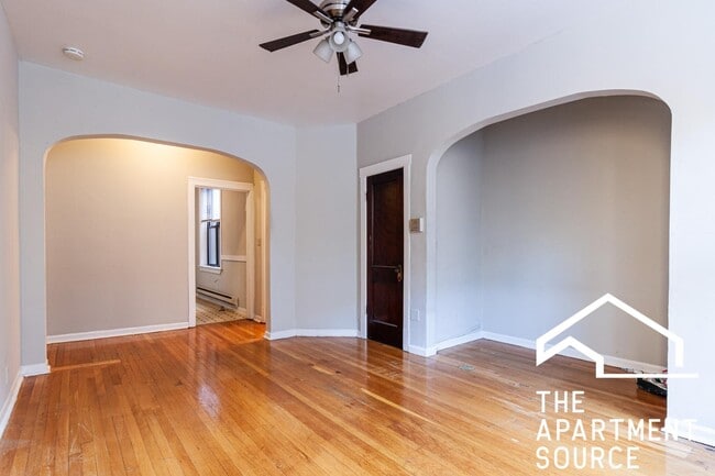 Photo - 721 W Barry Ave Unit 2