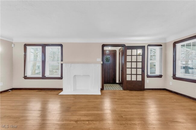 Photo - 15602 Walden Ave