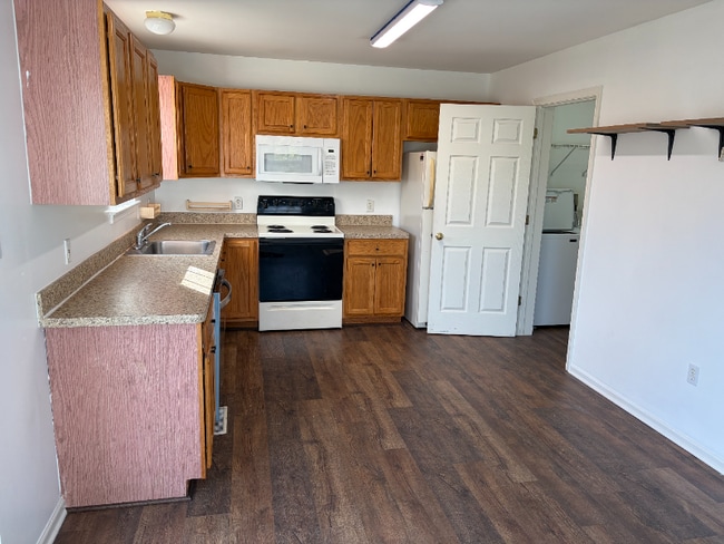 Photo - 358 Cherry St