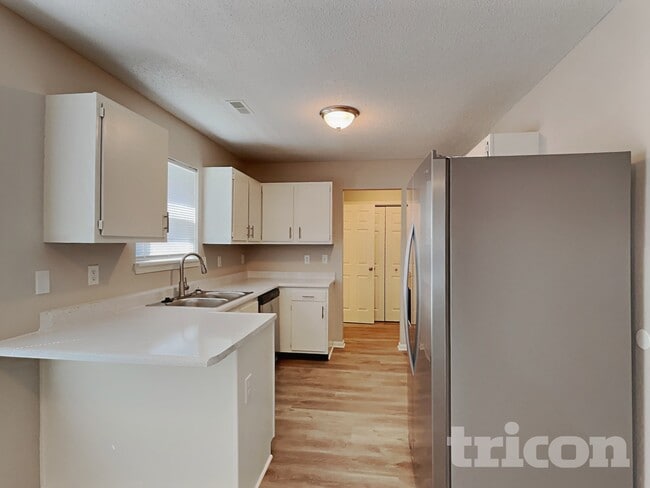 Photo - 9825 Rhodes Ln