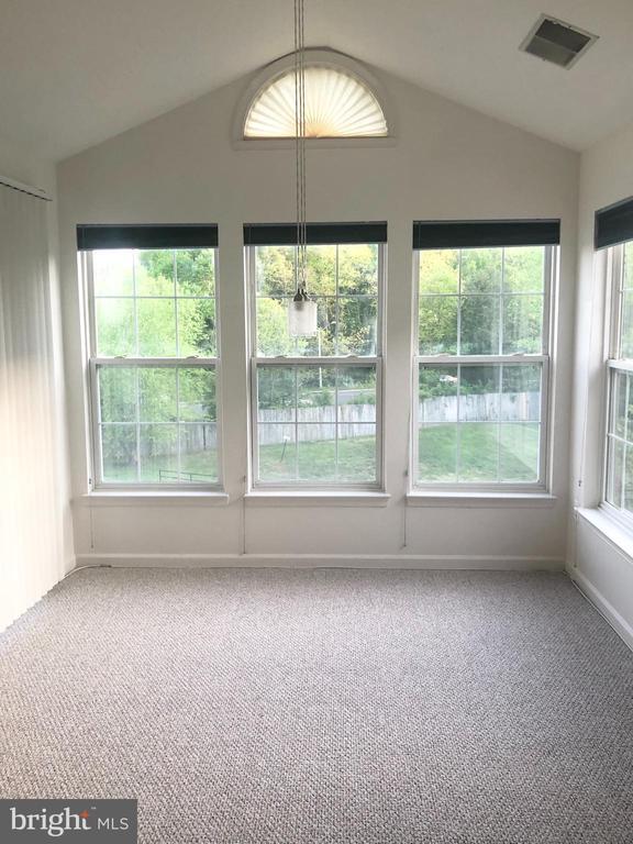Building Photo - 7505 Calderon Ct
