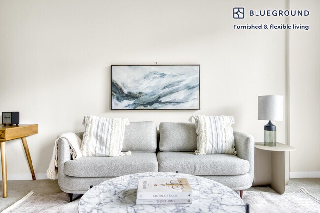 Photo - 550 Moreland Way Unidad FL5-ID954