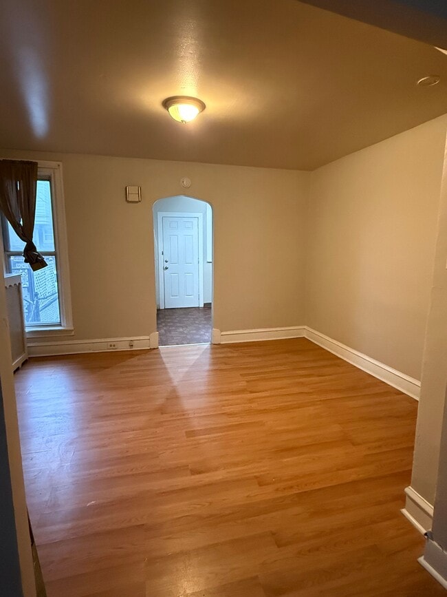 Building Photo - 6316 Marsden St