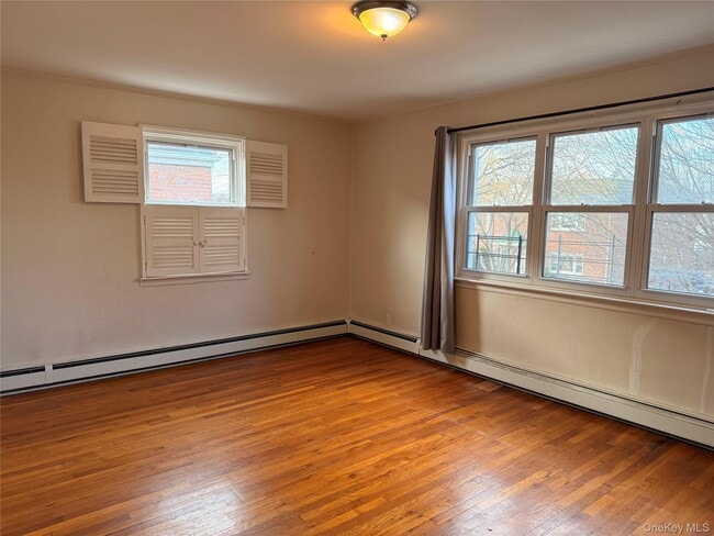 Photo - 76-27 170th St Unit 2FL