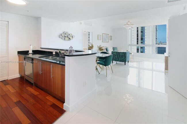 300 S Biscayne Blvd Unit T-2312 - Condo for Rent in Miami, FL | ForRent.com
