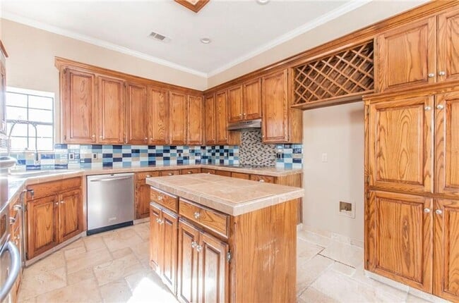 Photo - 3205 Ridge Cir