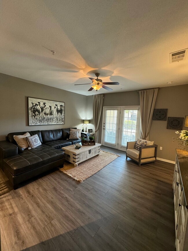Photo - 1030 Farm to Market Road 2931 Apt #633, Au... Unit 633