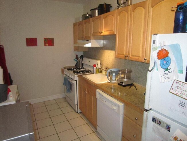 Photo - 185 Chestnut Hill Ave Unidad 09