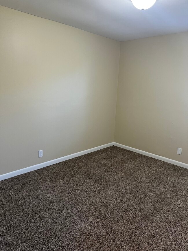 Photo - 712 W Sagefield Dr