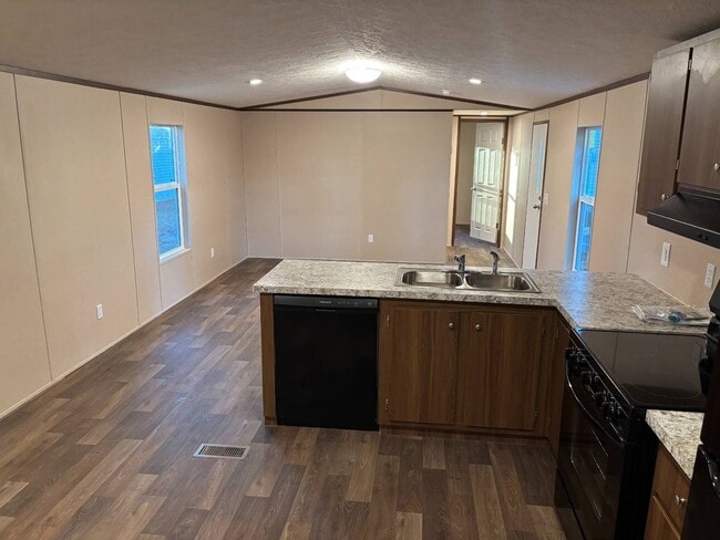 Photo - 3212 Plateau Dr