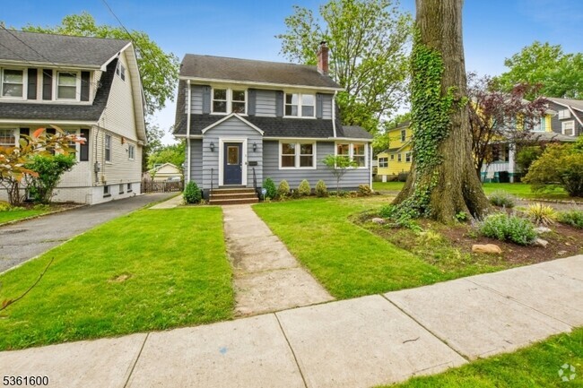 Building Photo - 8 Highland Ave Rental