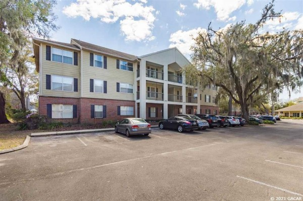 Photo - 2360 SW Archer Rd Condo Unit 503