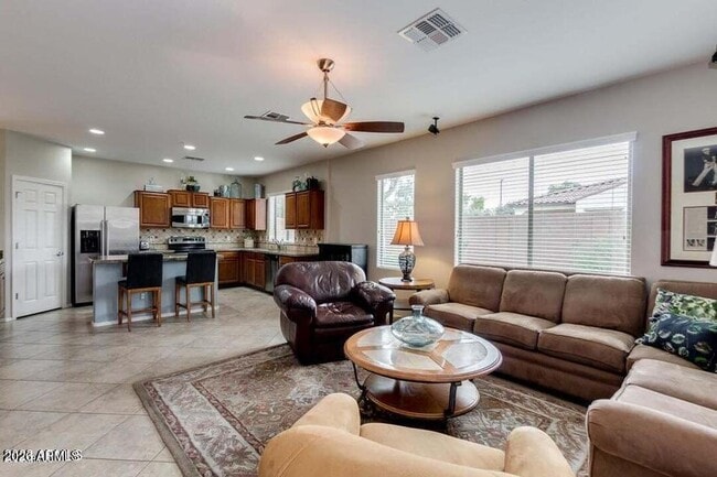 Building Photo - 3519 E Pinot Noir Ave