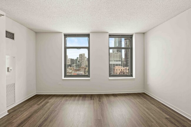 580 W Kinzie St