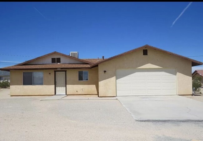 Two Bedroom Home 29 Palms! - Two Bedroom Home 29 Palms!