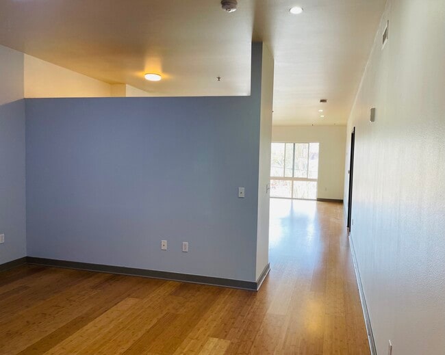 Blue Lounge - 3970 N Interstate Ave Unit #403