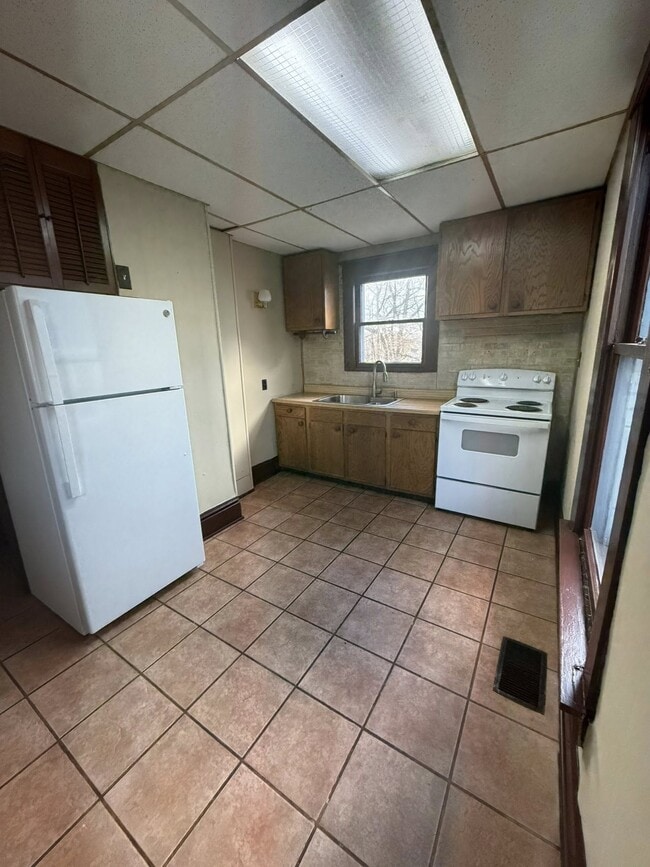 Photo - 414 Thurman St