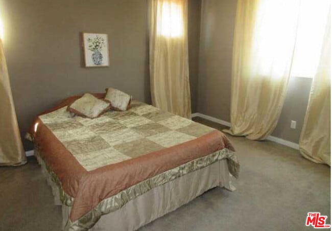 Photo - 9644 Pine Orchard St