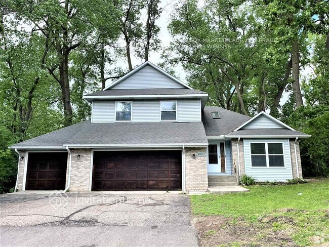 Building Photo - 400 Cimarron Rd Rental