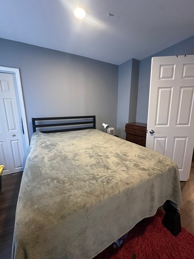 Photo - 5119 E St SE