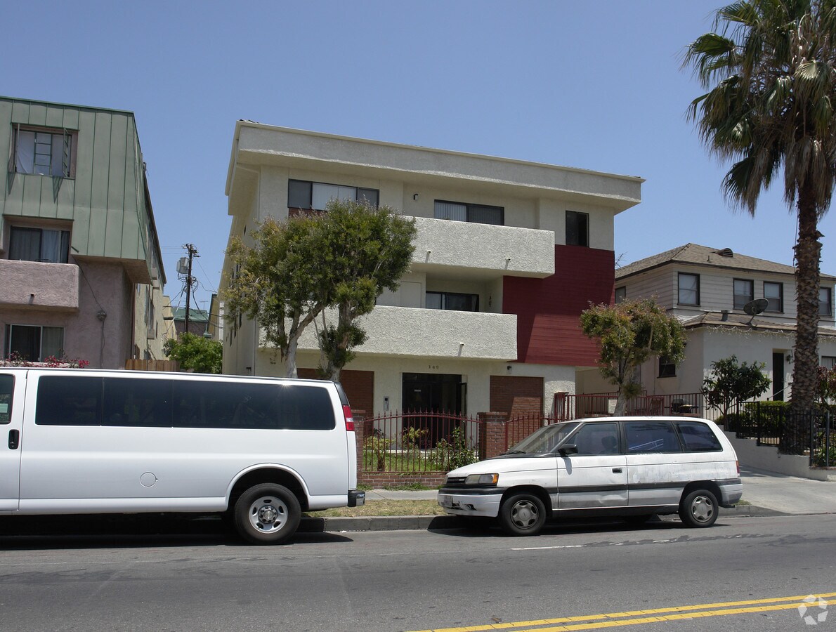 Photo - 142 S Normandie Ave