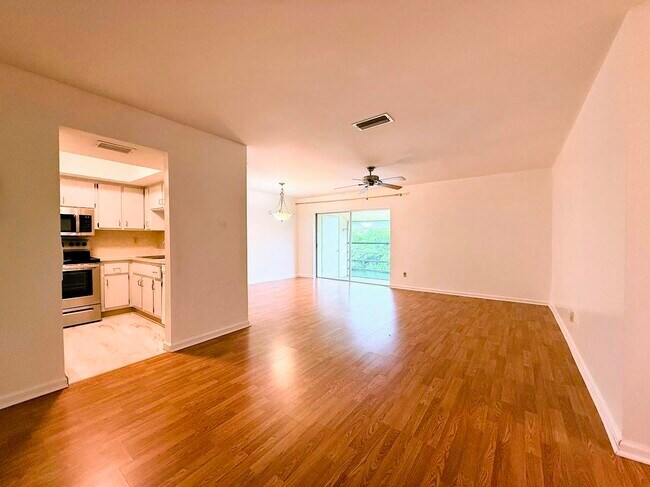 1845 Robalo Dr Unidad 205