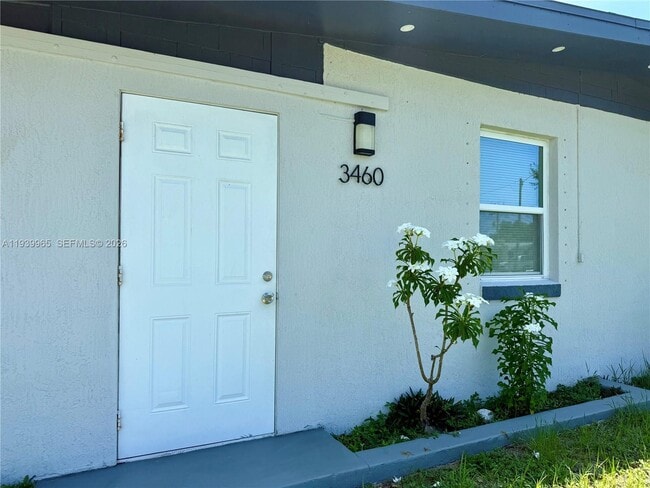 Photo - 3460 Normandy Dr