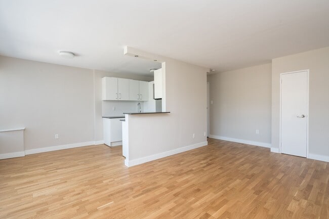 Photo - 265 Russell Hill Road Unit 302