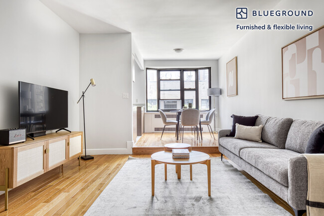 Building Photo - 252 E 61st St Rental