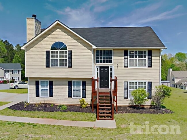 Photo - 1057 Misty Meadows Point