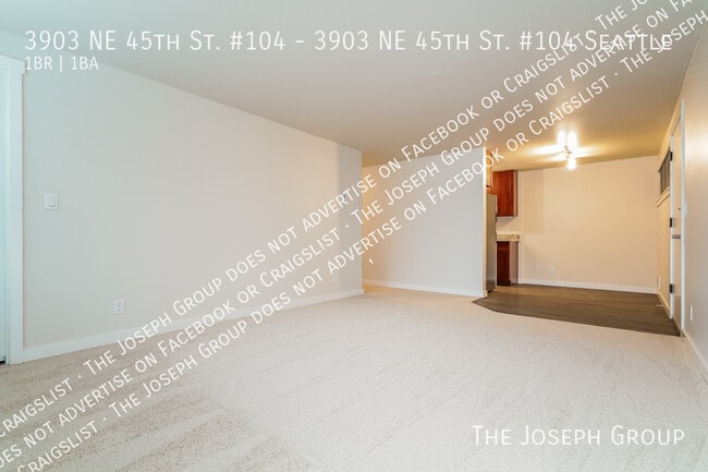 Photo - 3903 NE 45th St Unit 3903 NE 45th St. #104 Seattle